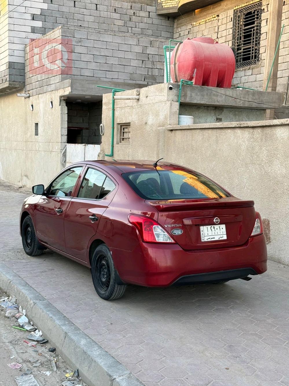 نیسان ڤێرسا